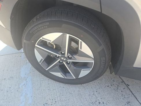 Used 2025 Hyundai Tucson SEL FWD image 35