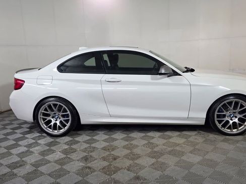 Used 2018 BMW M240i Coupe image 8