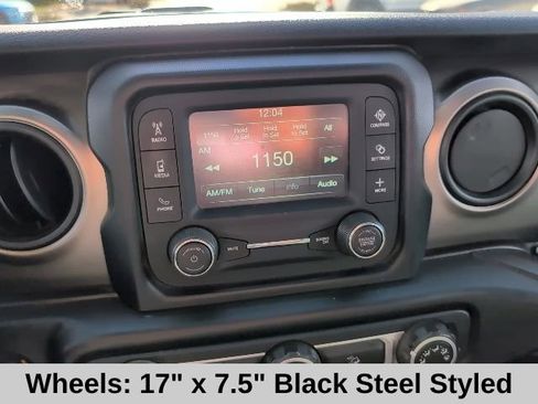 Used 2019 Jeep Wrangler Unlimited Sport image 7