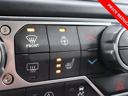 Used 2022 Jeep Wrangler Unlimited Sahara w/ Cold Weather Group image 27