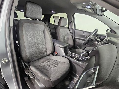 Used 2024 Chevrolet Equinox LT image 14
