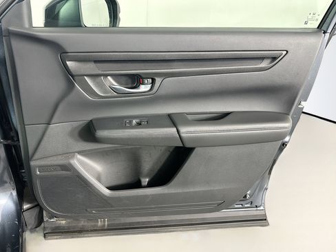 Used 2023 Honda CR-V LX image 30