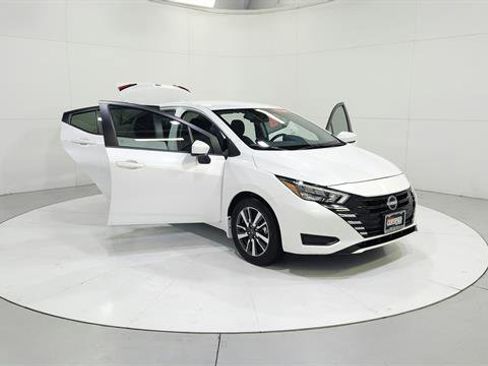 Certified 2025 Nissan Versa SV w/ Trunk Package image 9