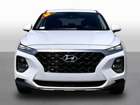 Used 2019 Hyundai Santa Fe SE FWD image 3