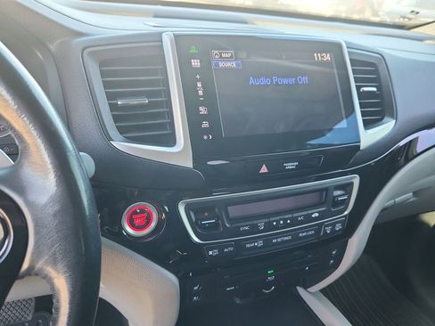 Used 2016 Honda Pilot Elite image 27