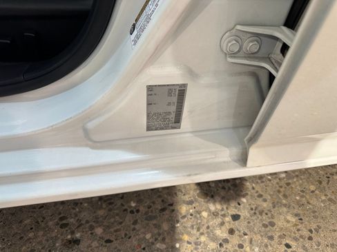 Used 2025 Nissan Altima 2.5 SV FWD image 28