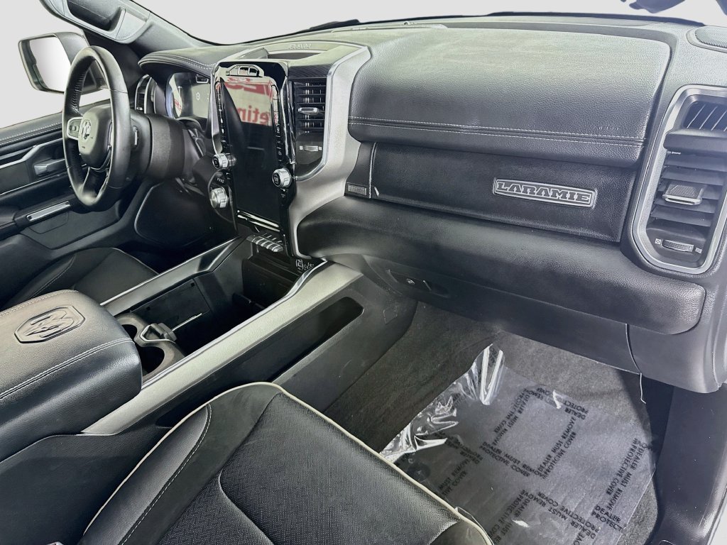 Used 2024 RAM 1500 Laramie AWD/4WD image 32