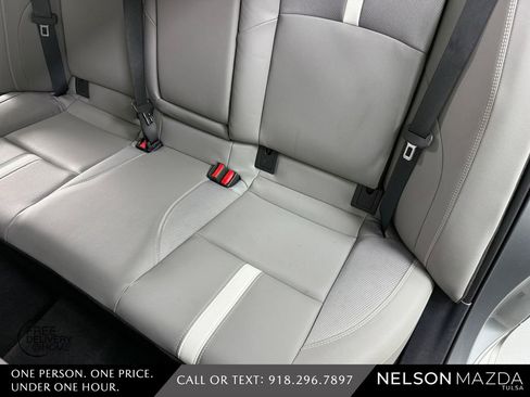 Used 2025 Toyota Camry SE w/ Convenience Package FWD image 40
