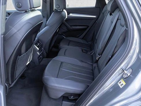 Used 2025 Audi Q5 2.0T Premium image 21