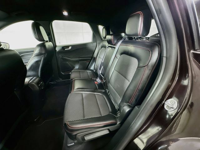 Used 2023 Ford Escape ST-Line w/ Tech Pack #1 AWD/4WD image 31