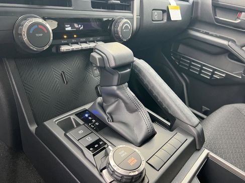 New 2026 Toyota 4Runner SR5 image 24