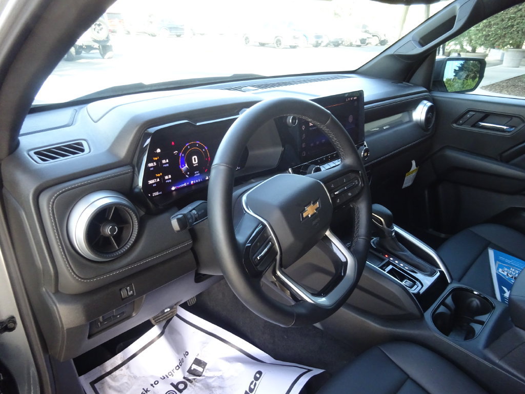 Used 2026 Chevrolet Colorado LT w/ LT Convenience Package RWD image 12
