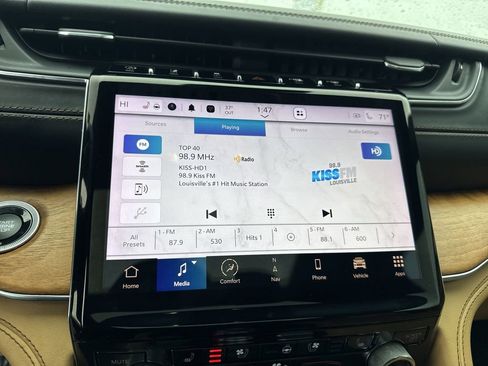 Used 2021 Jeep Grand Cherokee L Summit image 16