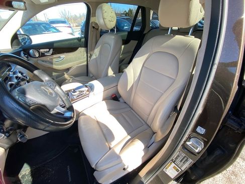 Used 2016 Mercedes-Benz GLC 300 4MATIC image 30