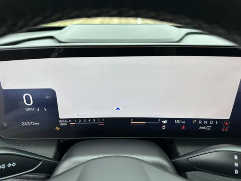 Used 2025 Buick Enclave Preferred image 28