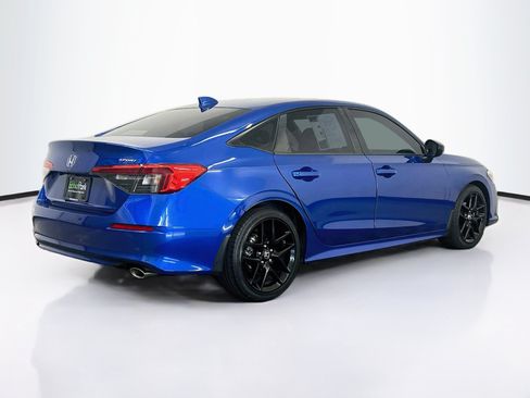 Used 2023 Honda Civic Sport image 9