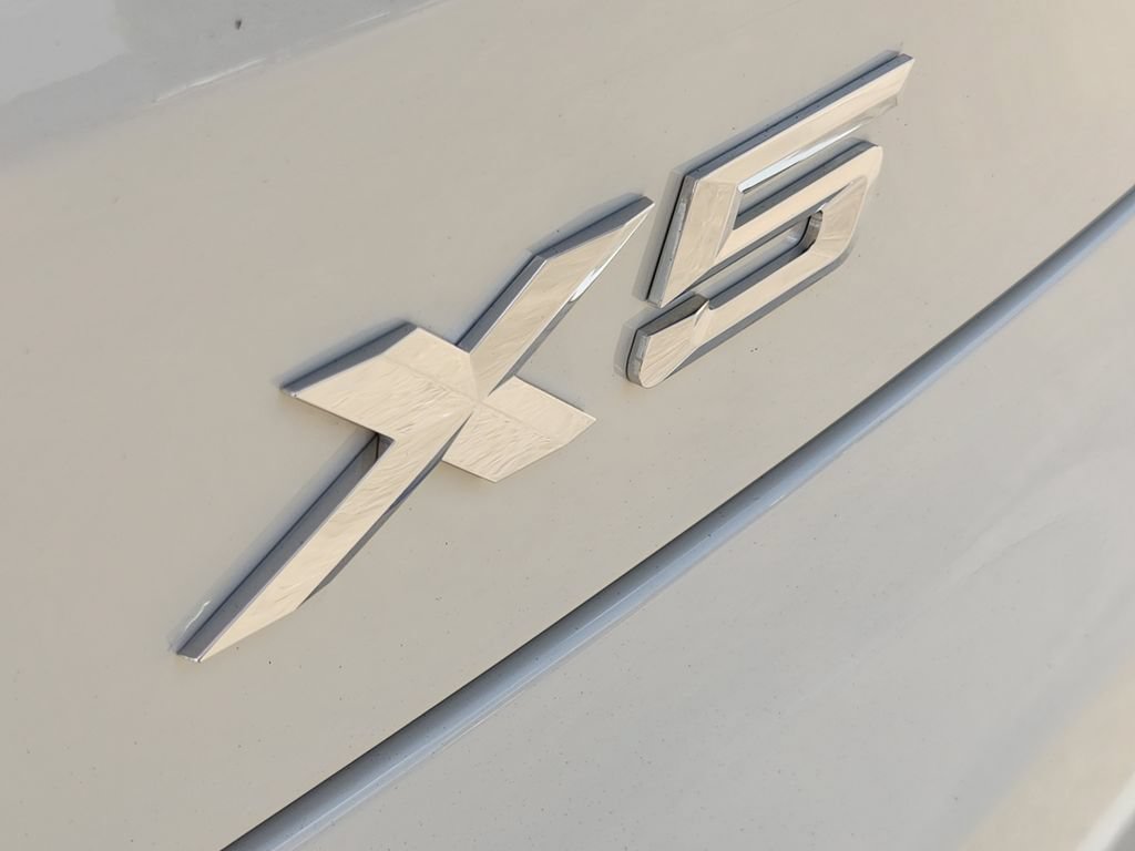 Used 2019 BMW X5 xDrive40i w/ Premium Package 2 AWD/4WD image 12