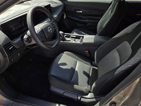 New 2026 Nissan Sentra SV w/ Floor Mat Package FWD image 17
