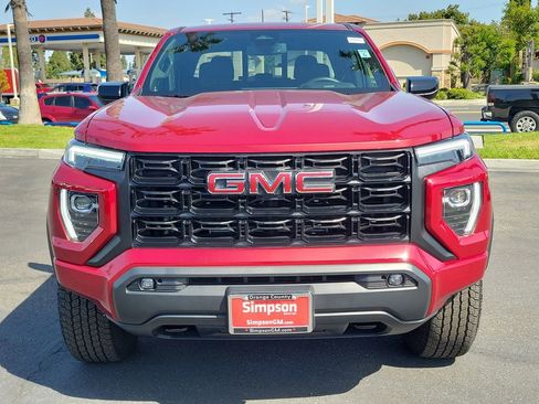 Used 2025 GMC Canyon Elevation w/ Convenience Package image 24