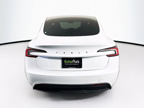 Used 2024 Tesla Model 3 image 7