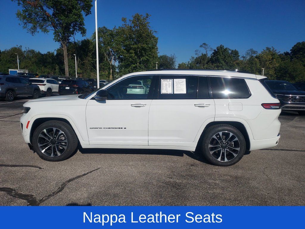 Used 2023 Jeep Grand Cherokee L Overland w/ Luxury Tech Group IV AWD/4WD image 4
