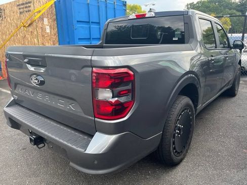 Used 2025 Ford Maverick Lobo AWD/4WD image 3