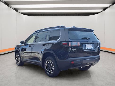 New 2026 Jeep Cherokee Limited image 6