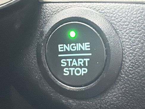 Used 2021 Ford Escape SE w/ Convenience Package image 23