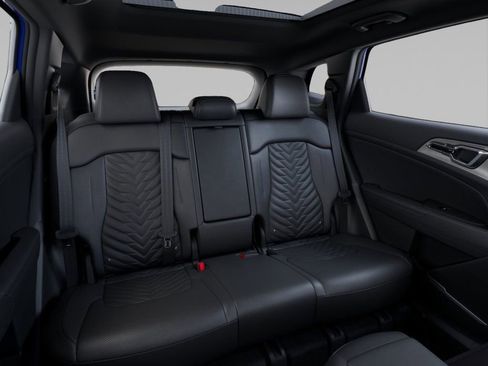 Certified 2026 Kia Sportage X-Line w/ X-Line Premium Package image 15