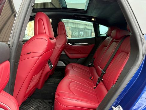 Used 2019 Maserati Levante GTS image 48