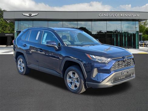 Used 2023 Toyota RAV4 XLE image 1