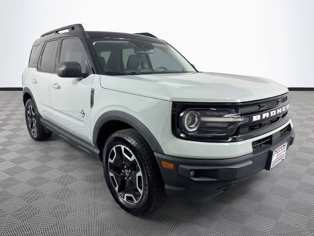 Certified 2022 Ford Bronco Sport Outer Banks w/ Tech Package AWD/4WD image 1