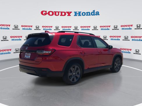 New 2026 Honda Pilot Sport image 8