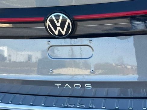 New 2026 Volkswagen Taos SE AWD/4WD image 15