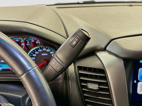 Used 2018 Chevrolet Tahoe LT image 24