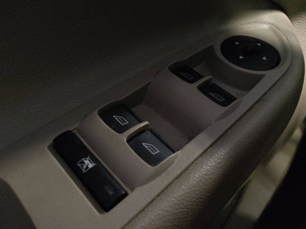 Used 2014 Ford Escape SE FWD image 27