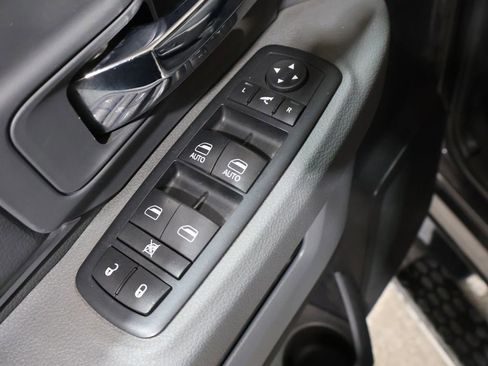 Used 2017 RAM 1500 Big Horn image 15