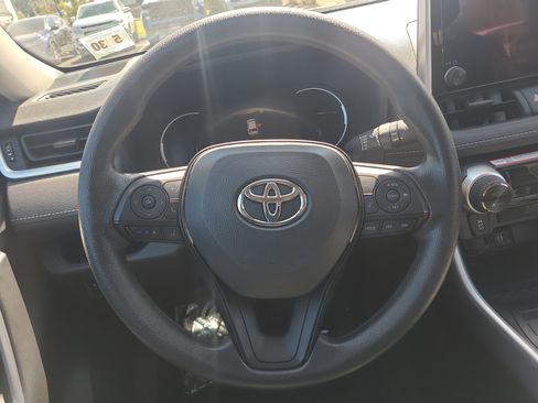Certified 2025 Toyota RAV4 XLE AWD/4WD image 21