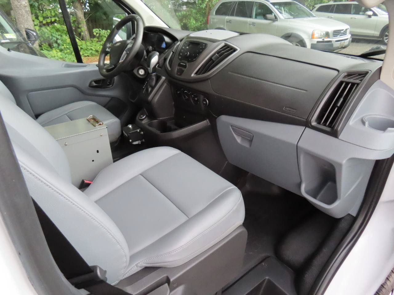 Used 2017 Ford Transit 150 130 Low Roof RWD image 15