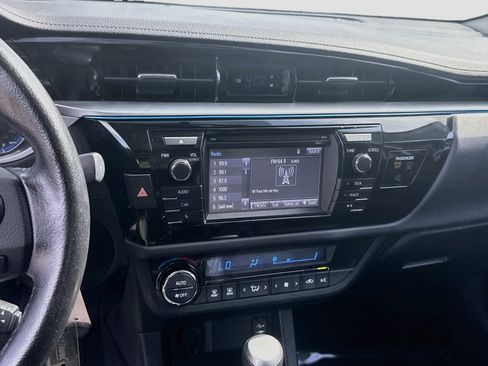 Used 2016 Toyota Corolla S FWD image 12