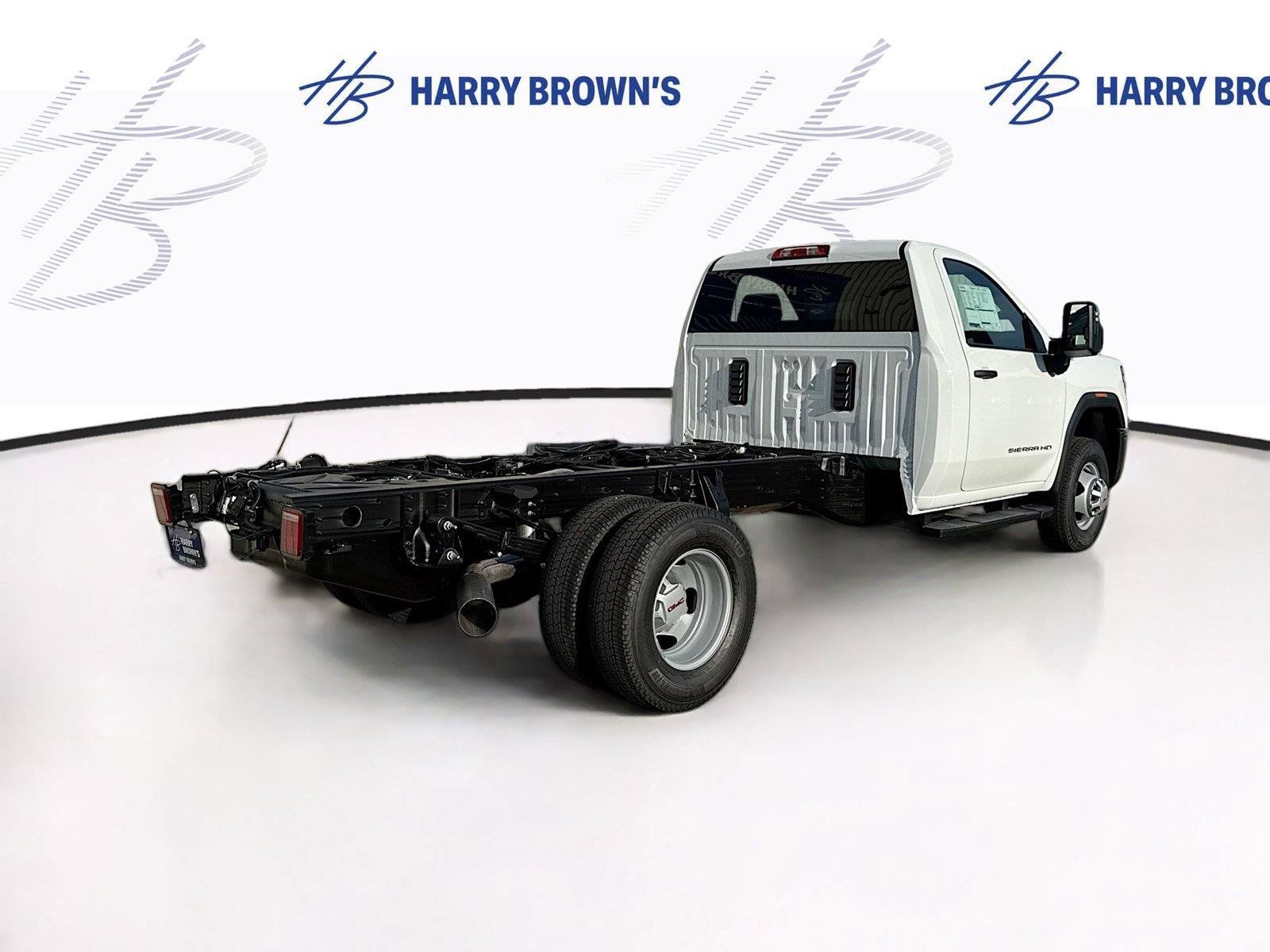 New 2026 GMC Sierra 3500 Pro w/ Convenience Package AWD/4WD image 24