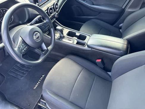 Used 2024 Nissan Sentra S FWD image 9