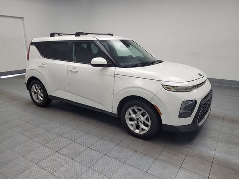 Used 2021 Kia Soul S FWD image 11