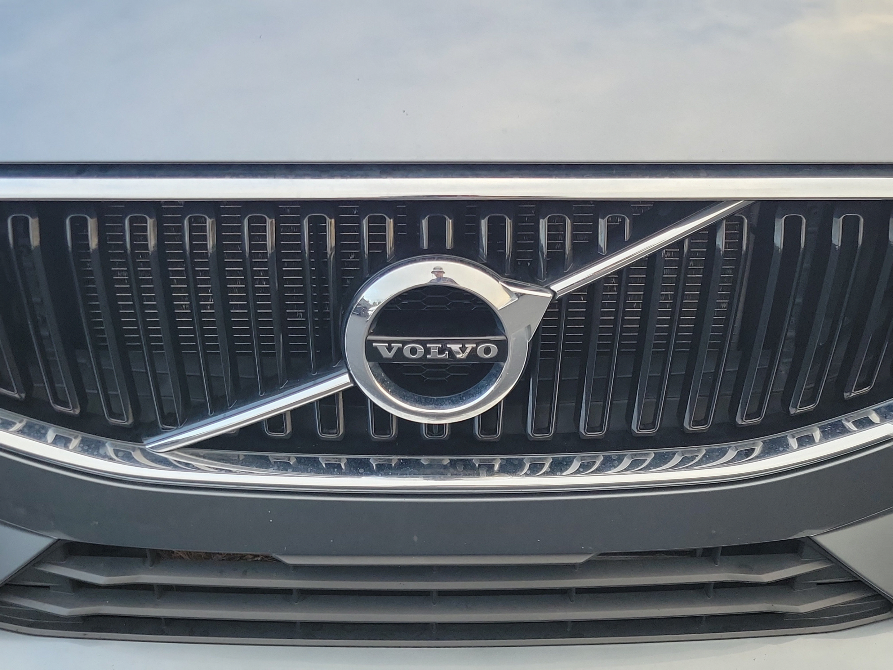 Used 2021 Volvo XC60 T6 Momentum w/ Climate Package AWD/4WD image 13