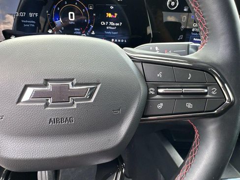 Used 2025 Chevrolet Equinox RS w/ Safety and Technology Package FWD image 26