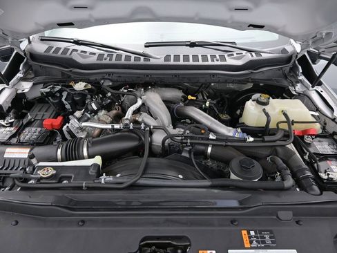 Used 2024 Ford F250 Lariat w/ Sport Appearance Package image 9