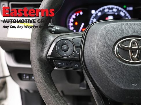 Used 2023 Toyota RAV4 LE AWD/4WD image 14
