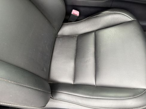 Used 2015 Lexus CT 200h w/ Navigation Package FWD image 39