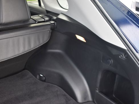 Used 2020 Toyota RAV4 XLE Premium FWD image 56