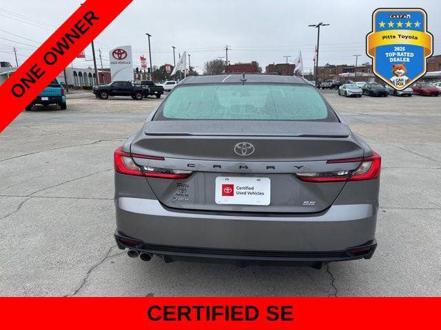 Used 2025 Toyota Camry SE FWD image 6